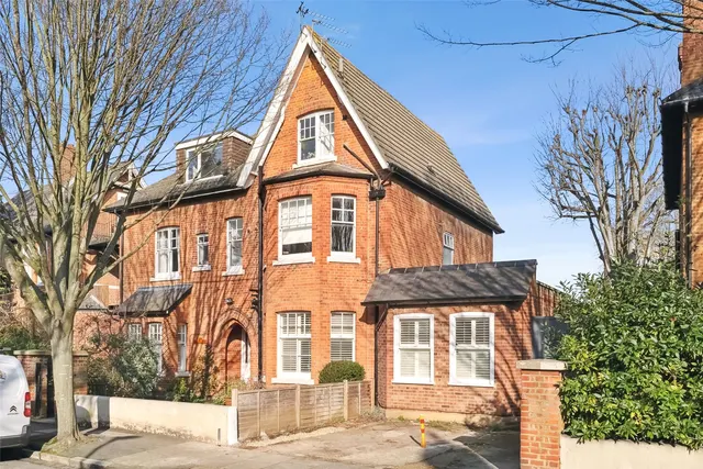 Strafford Road, Twickenham, TW1 3AE, photo 1