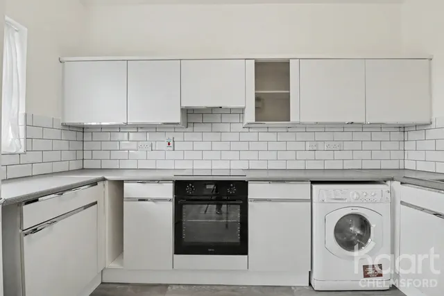 Stapleford Close, Chelmsford, CM2, photo 3