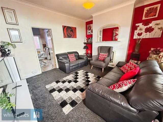 Snydale Road, Cudworth, S72, photo 3