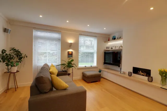 Riverside Mansions, E1W, photo 2