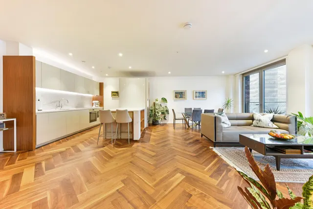 Embassy Gardens, Nine Elms, SW11, photo 1