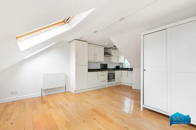 Park Road, New Barnet, EN4, photo 2