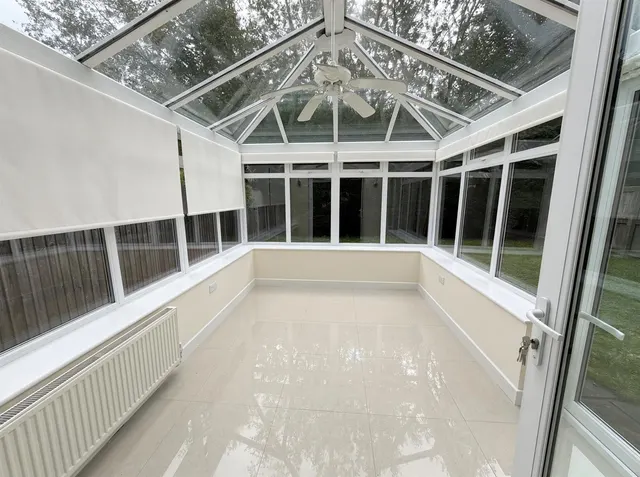 Kingsbury Drive, Wilmslow, SK9, photo 3