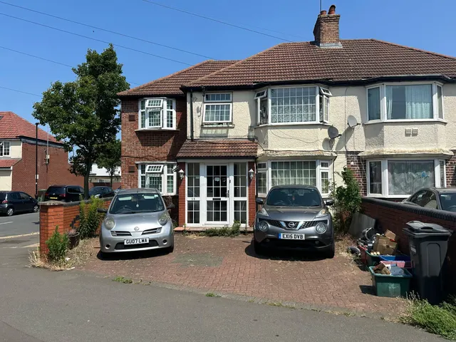Beavers Lane, Hounslow, TW4, photo 1