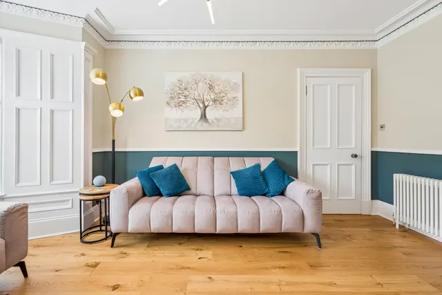 Cawdor Crescent, Dunblane, FK15, photo 3
