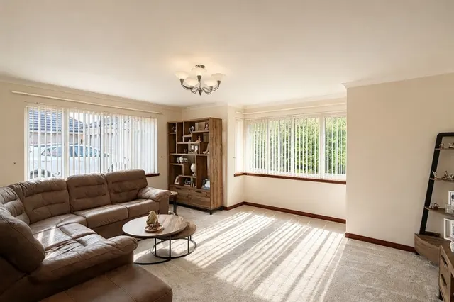 Photo 3 — Tarbolton Court, Kirkcaldy, Kirkcaldy, KY2 6BT