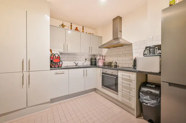 Photo 2 — Flat 5 Ionian Building, 45 Narrow Street, London