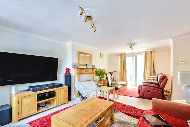 Cuxton Close, Strelley, NG8, photo 2