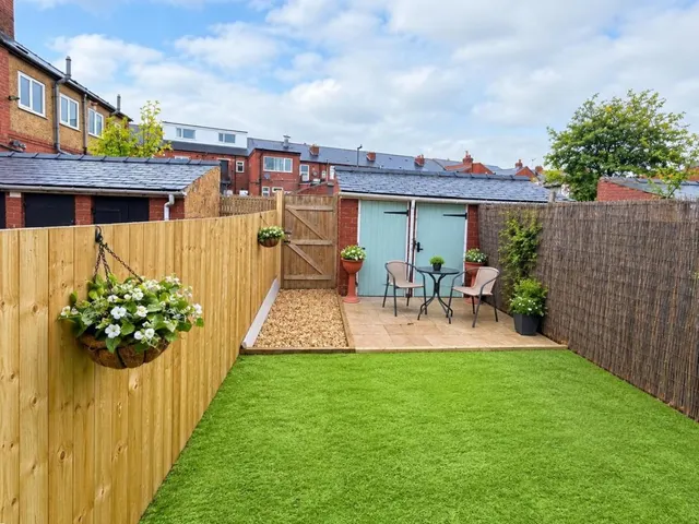 Jackson Street, Goldthorpe, S63, photo 3