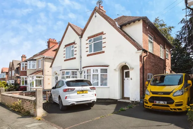 St. Johns Road, Wirral, photo 1