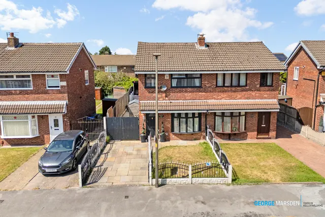 Wigan, WN3, photo 1
