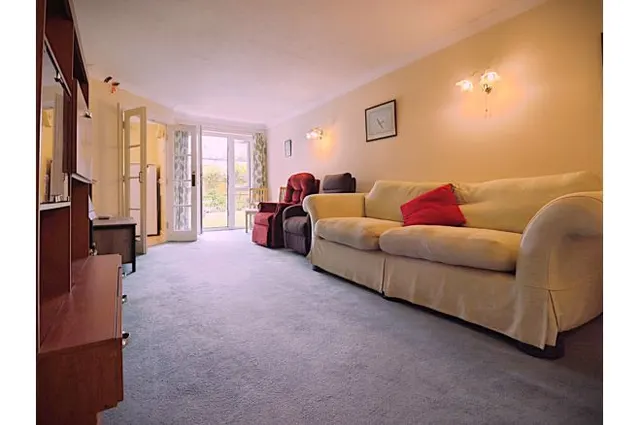 Velindre Road, Cardiff, CF14, photo 2