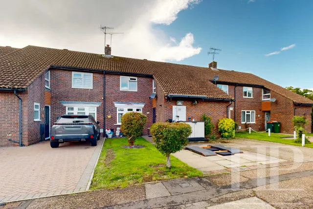 Mercury Close, Crawley, RH11, photo 1