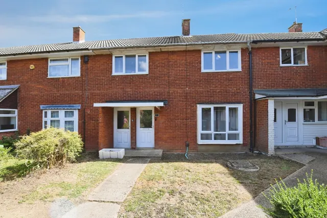 Spenders Close, Basildon, Essex, SS14, photo 1