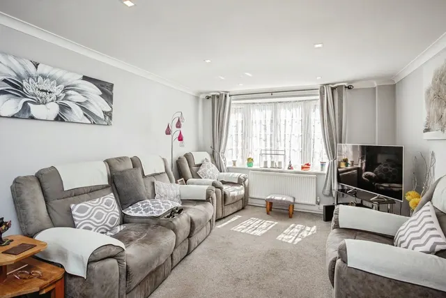 Francis Drive, Loughborough, LE11, photo 2
