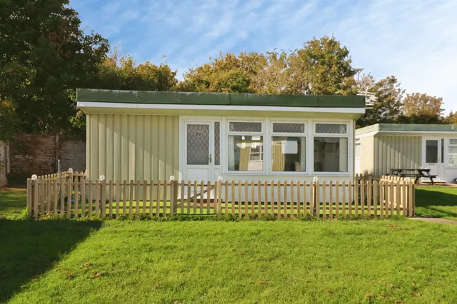 Fort Road, Penarth, CF64, photo 1