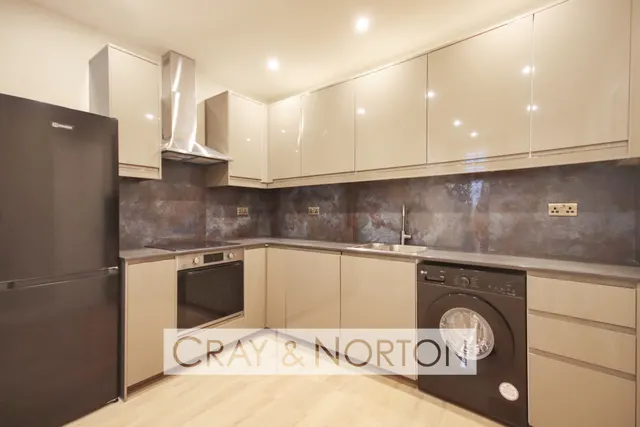 North End, Croydon, CR0, photo 1