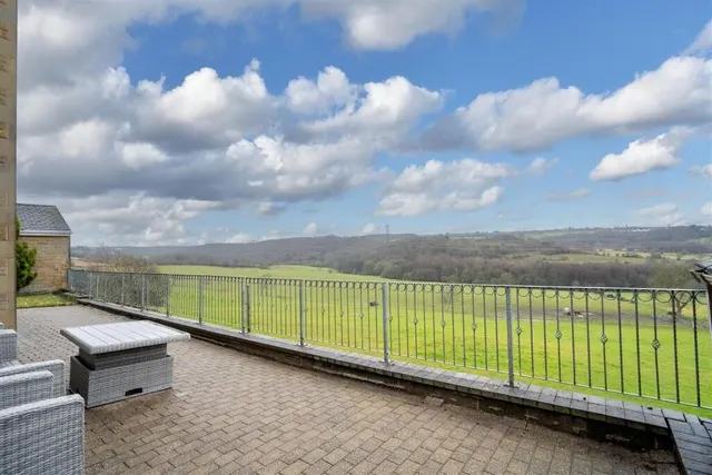 Photo 3 — Long Croft View, Upper Batley WF17 0AE