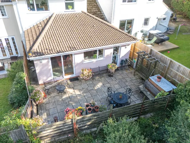 St. Georges Close, Easton-in-Gordano, BS20, photo 3