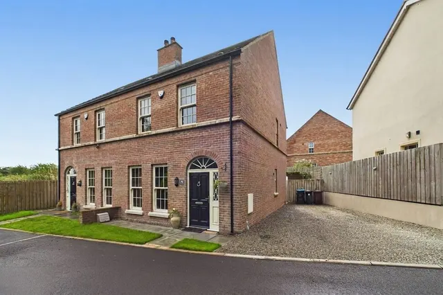 Glen Corr Lane, Newtownabbey, BT36, photo 1