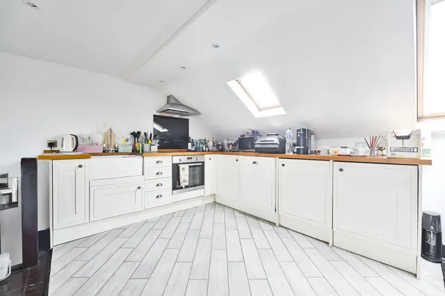 Photo 2 — 26b Shorrolds Road, London