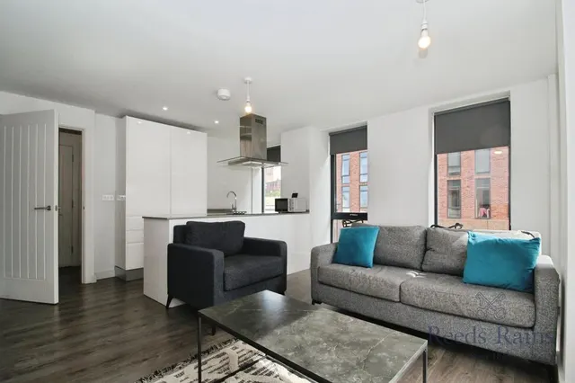 Neptune Place, Liverpool, Merseyside, L8, photo 1