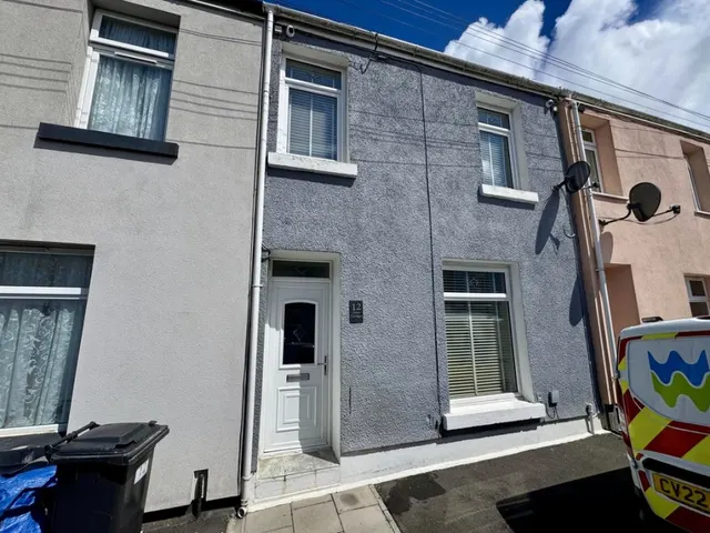 Guest Cottages, Dowlais, CF48, photo 1