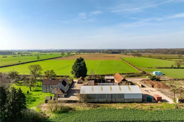 Photo 2 — Sam House Farm, Raskelf, York, North Yorkshire, YO61 3LW