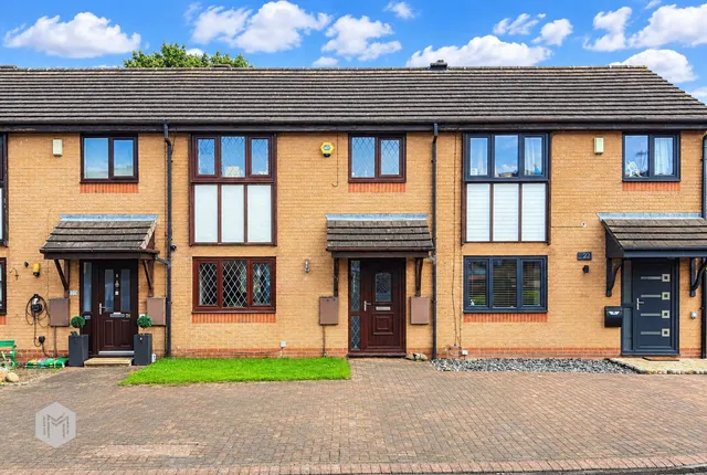 New Wellington Close, Blackburn, BB2, photo 1