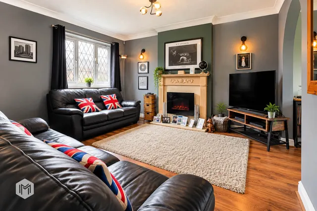 New Wellington Close, Blackburn, BB2, photo 2