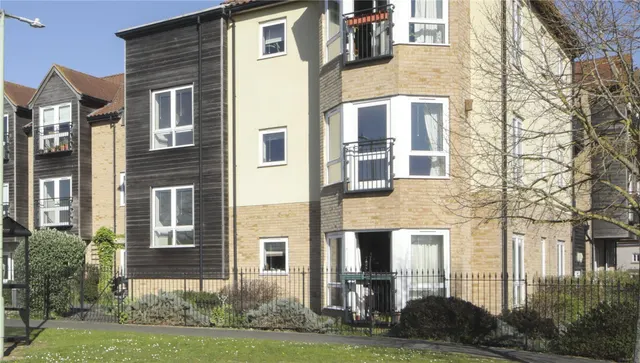Airfield Road, Bury St. Edmunds, Suffolk, IP32, photo 1