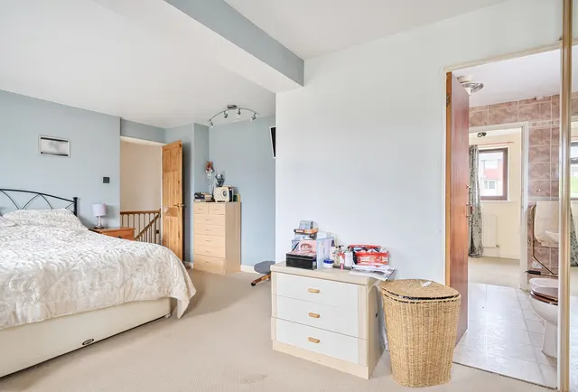 Photo 3 — Charlton Road, Somerset, Keynsham, BS31 2LQ