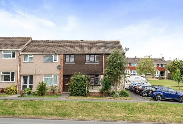 Charlton Road, Somerset, Keynsham, BS31 2LQ, photo 1