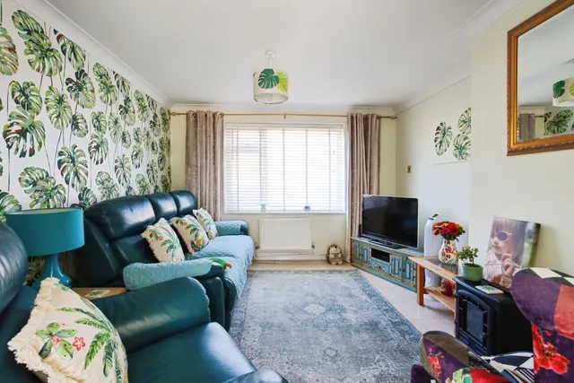 Hunt Road, Tonbridge, TN10, photo 2