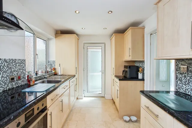 Hunt Road, Tonbridge, TN10, photo 3