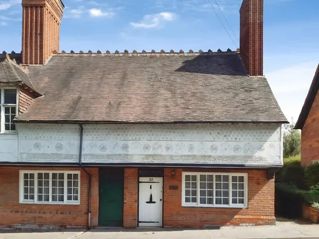 High Street, Hampton-in-Arden, B92, photo 2