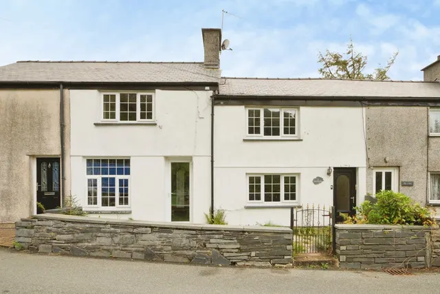 Glanllyn, Blaenau Ffestiniog, LL41, photo 1
