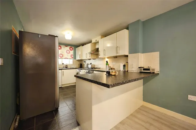 Photo 3 — Cooper Drive, Leighton Buzzard, Bedfordshire, LU7