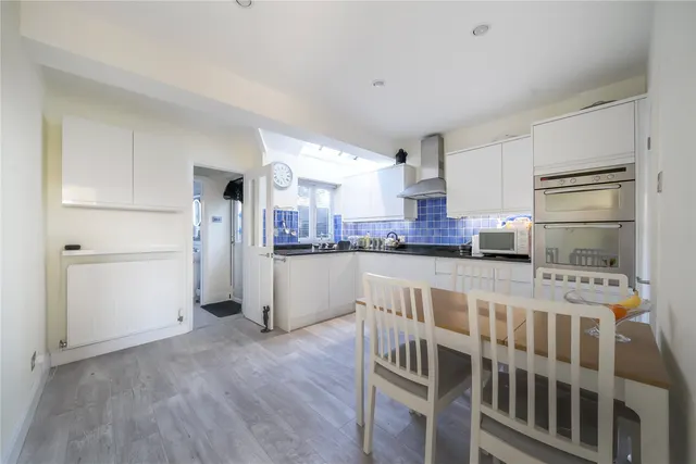 Weston Green, Thames Ditton, KT7, photo 3