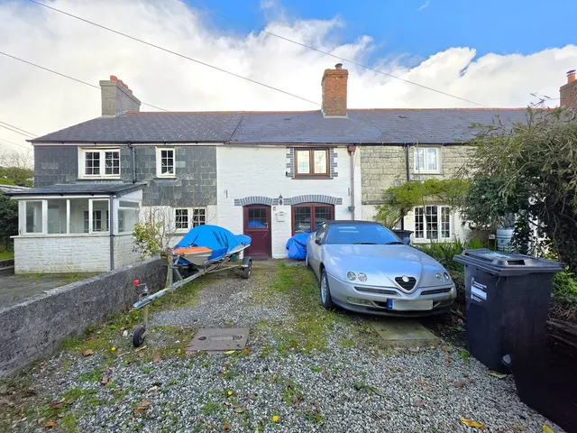 2 bedroom house — Doddycross, Liskeard, PL14 3SP