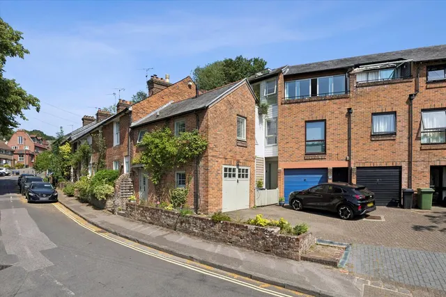 Wharf Hill, Winchester, SO23, photo 2