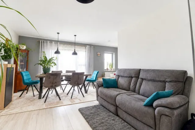 London Road, West Thurrock, RM20, photo 3