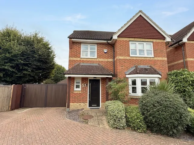 Wellsfield, Bushey, WD23, photo 1