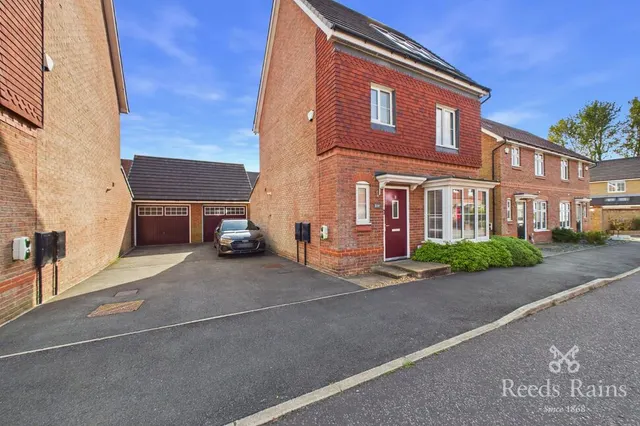 Shuttle Road, Bamber Bridge, PR5, photo 1
