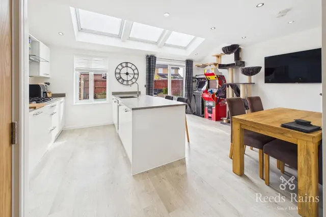 Shuttle Road, Bamber Bridge, PR5, photo 2