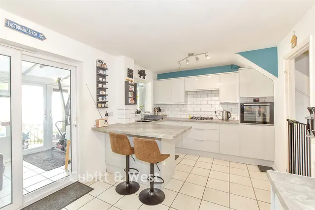 Springfield Close, Lavant, PO18, photo 3
