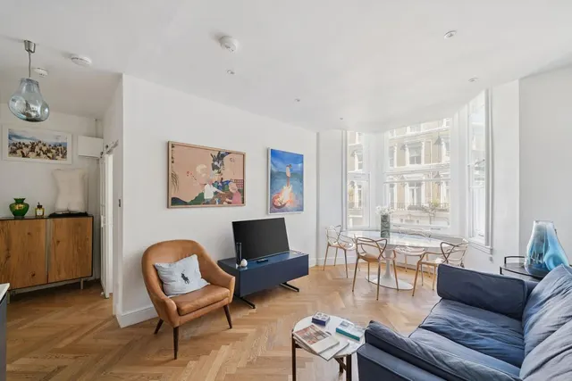 Finborough Road, London, SW10, photo 1
