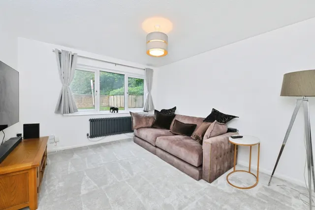 Brookfield Close, Plympton, PL7, photo 2