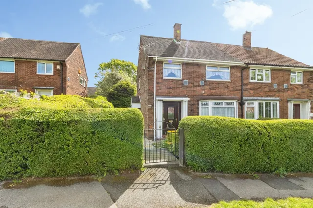 York Road, Leeds, photo 1