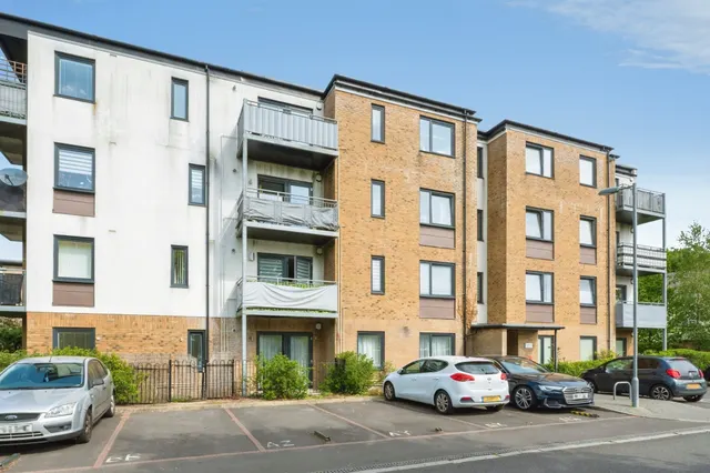 Cumbrian Way, Southampton, SO16, photo 1